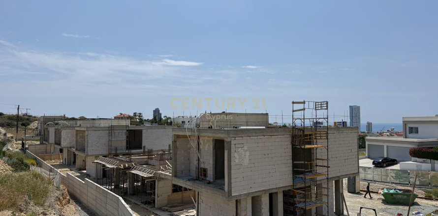 Вилла с 3 спальнями в Мутайяка, Лимасол,  № 53671