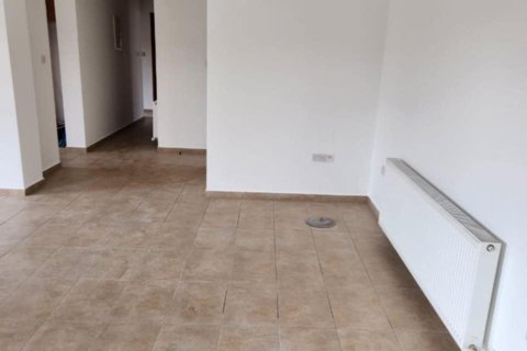 3 dormitorios Bungalow en Kato Kivides, Limassol,  No. 50268 4