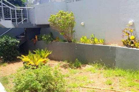 Вилла с 4 спальнями в Лимассол, Лимасол, № 38576 10