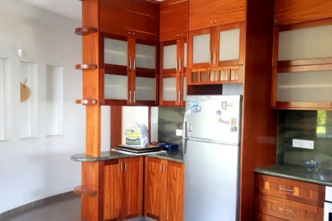 Вилла с 4 спальнями в Лимассол, Лимасол, № 38576 2