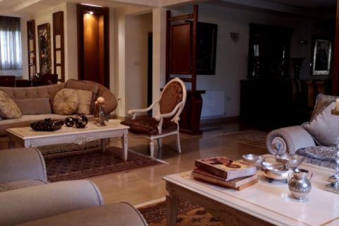 6 bedrooms Villa in Paphos,  No. 38574 4