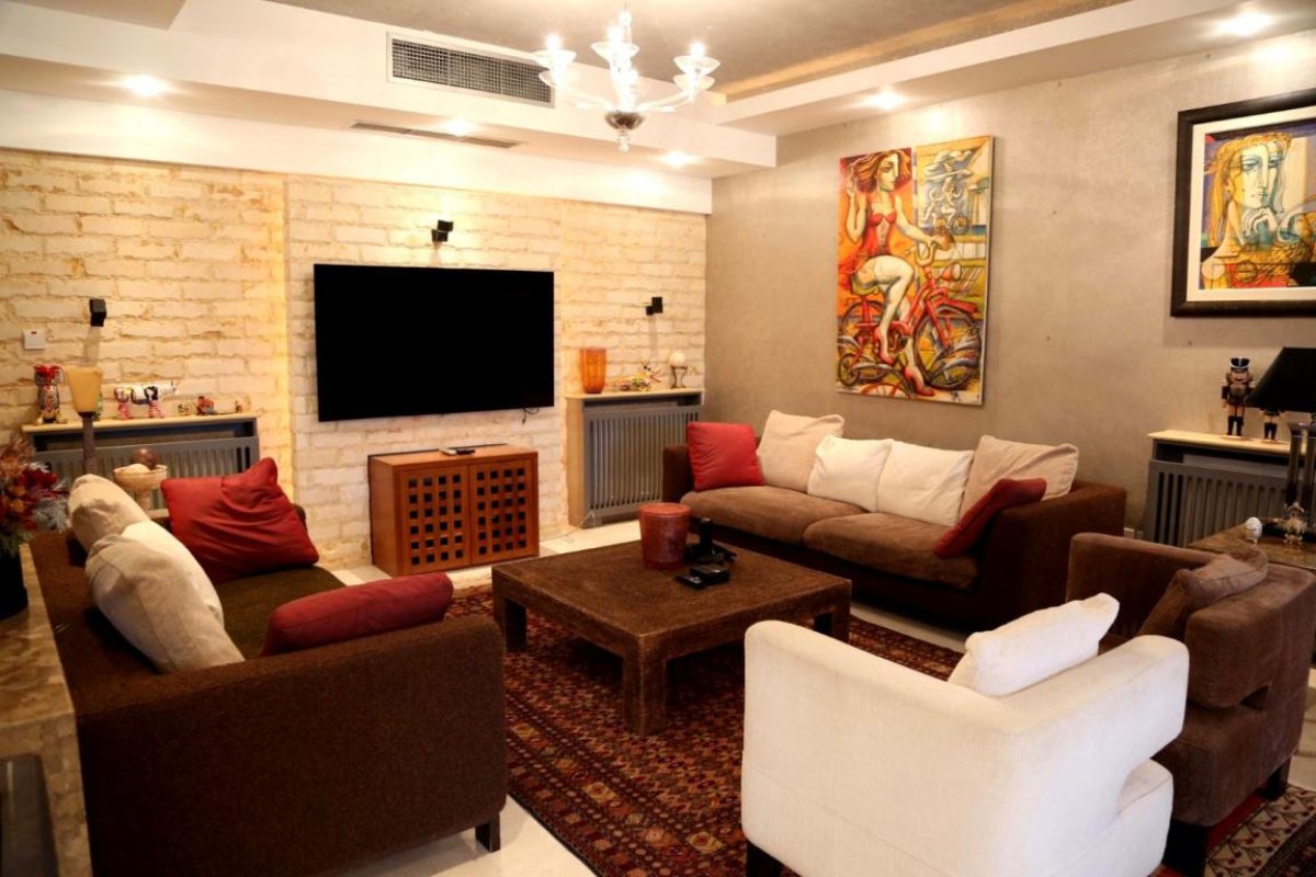 6 bedrooms Villa in Nicosia, Cyprus No. 38578