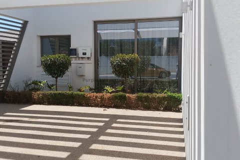 4 bedrooms Villa in Mouttagiaka, Limassol,  No. 37877 15