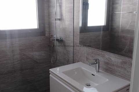 3 bedrooms Villa in Mouttagiaka, Limassol,  No. 37875 9