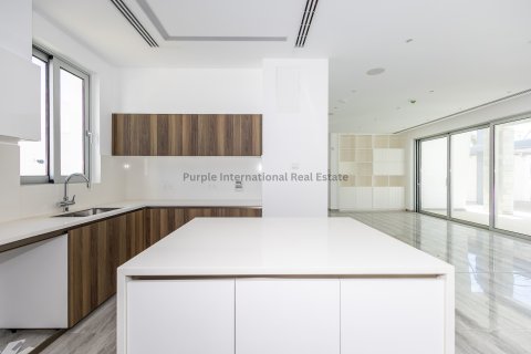 5 bedrooms Villa in Protaras, Ammochostos,  No. 37879 14