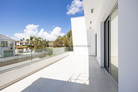 5 bedrooms Villa in Protaras, Ammochostos,  No. 37879 25