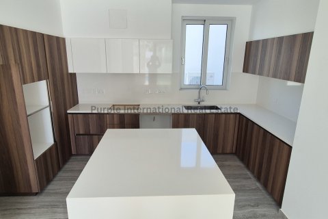 5 bedrooms Villa in Protaras, Ammochostos,  No. 37879 3