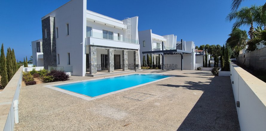 5 bedrooms Villa in Protaras, Ammochostos,  No. 37879