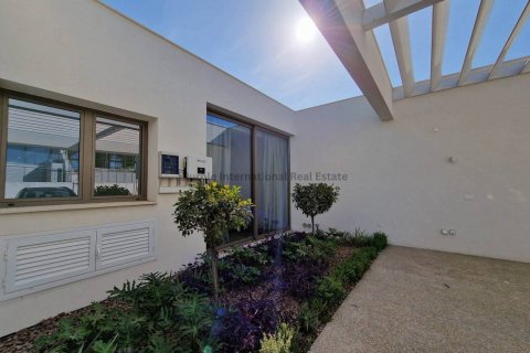 3 bedrooms Villa in Mouttagiaka, Limassol,  No. 37876 7