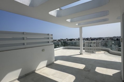 3 bedrooms Apartment in Larnaca, Larnaka,  No. 40432 9