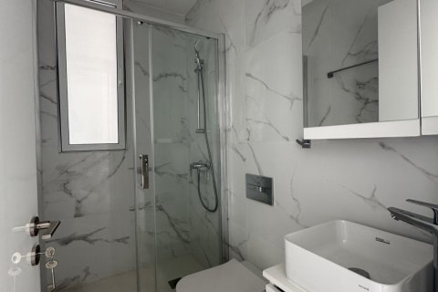 3 bedrooms Apartment in Larnaca, Larnaka,  No. 40432 6