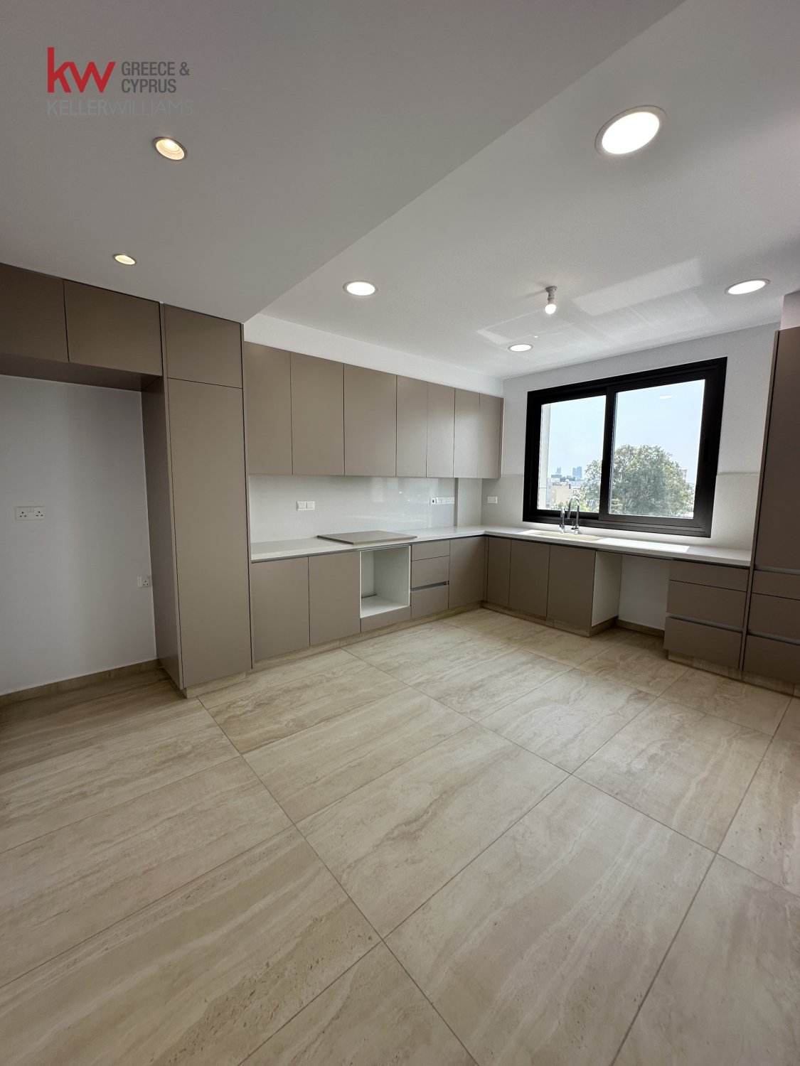 3 chambres Appartement à Agios Georgios, Nicosia, Chypre No. 40436