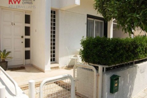 3 bedrooms Townhouse in Strovolos, Nicosia,  No. 40435