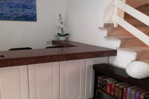 3 bedrooms Townhouse in Strovolos, Nicosia, No. 40435 3