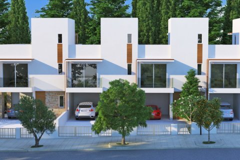 3 bedrooms Townhouse in Kato Paphos, Paphos, Cyprus No. 27195