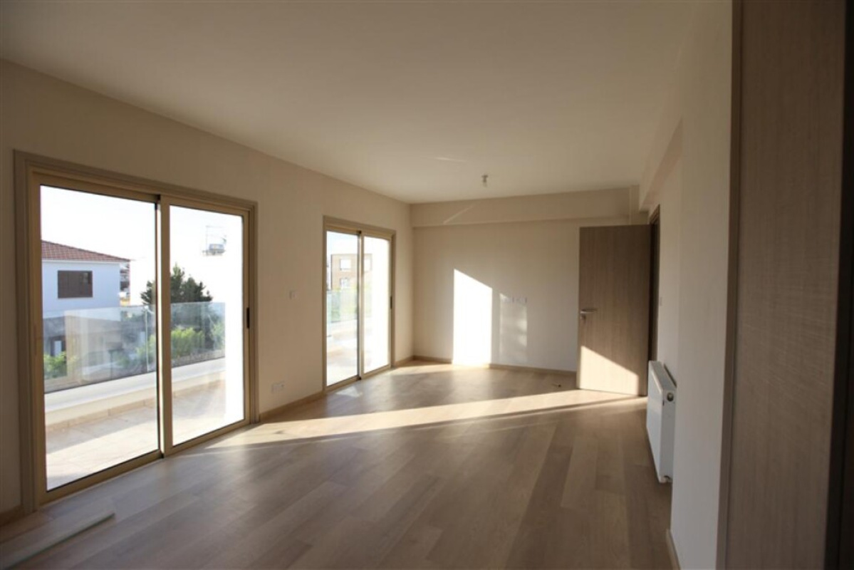 4 bedrooms Villa in Nicosia, Cyprus No. 38905