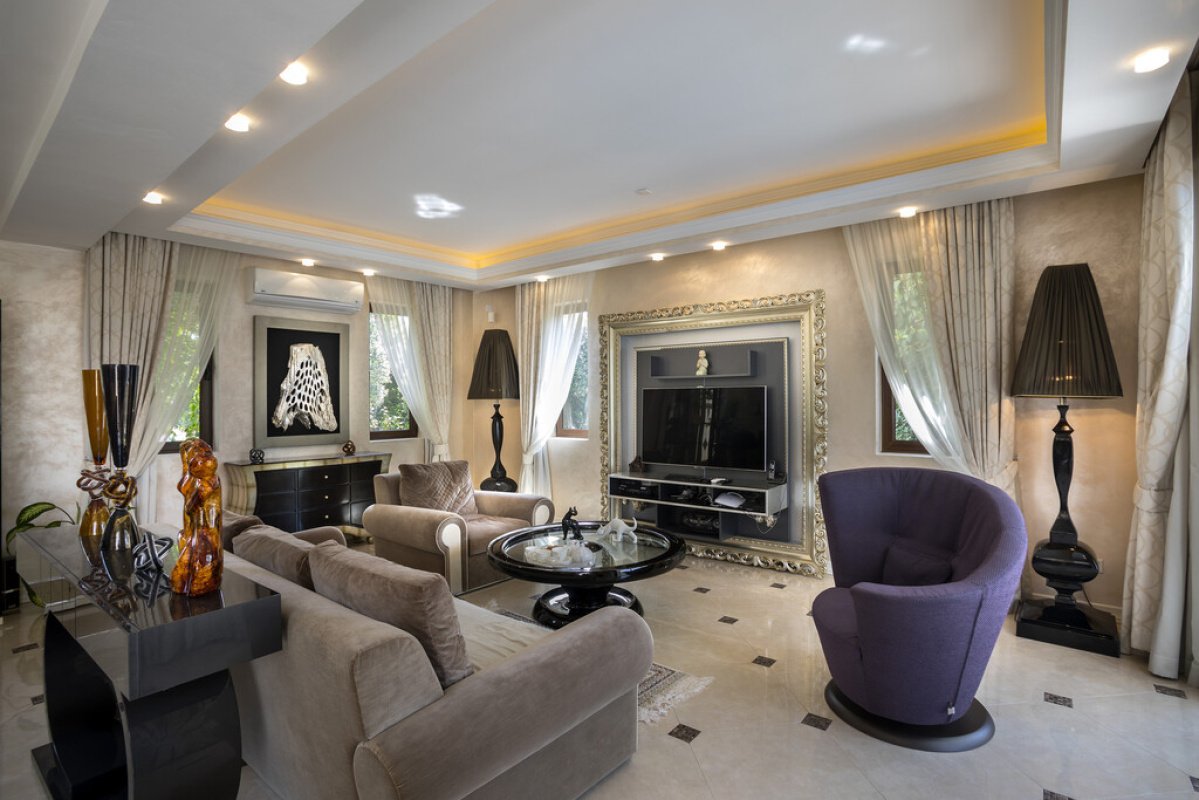 5 bedrooms Villa in Paphos, Cyprus No. 38903