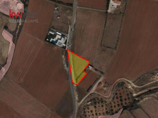 2271m2 Land in Tseri, Nicosia, Cyprus No. 40221