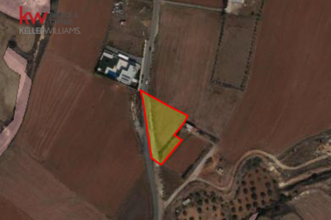 2271m2 Land in Tseri, Nicosia,  No. 40221 2