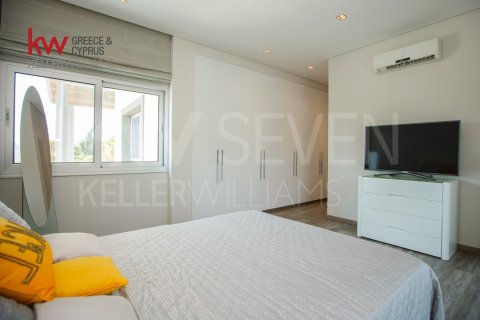 4 chambres Villa à Agios Tychonas, Limassol,  No. 40222 11