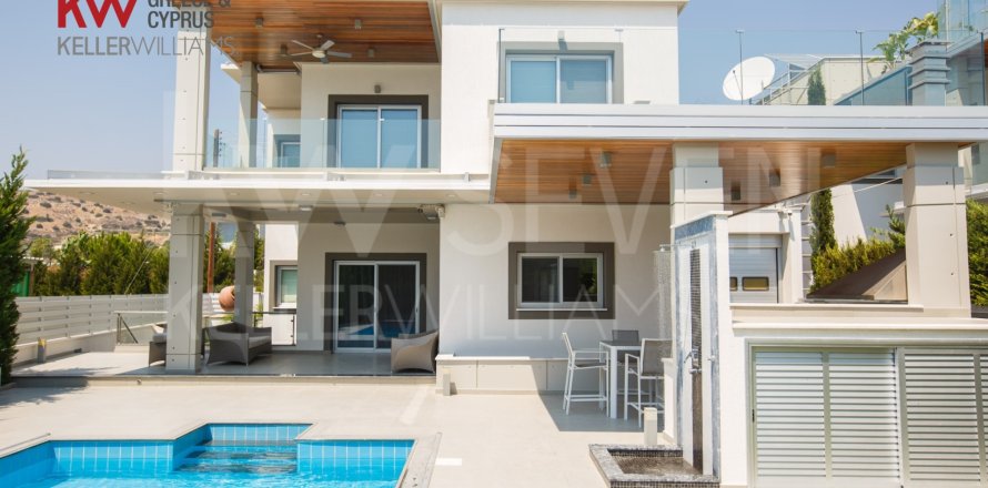 4 chambres Villa à Agios Tychonas, Limassol,  No. 40222