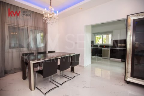 4 chambres Villa à Agios Tychonas, Limassol,  No. 40222 4