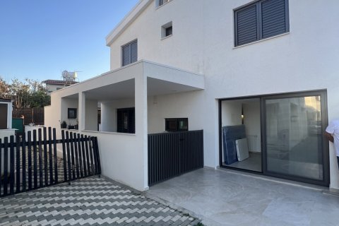 2 bedrooms Townhouse in Meneou, Larnaka,  No. 40220 2