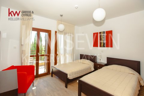 3 bedrooms Villa in Kouklia, Paphos,  No. 40223 12