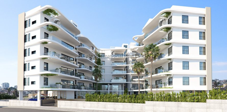 1 bedroom Apartment in Larnaca, Larnaka,  No. 37796