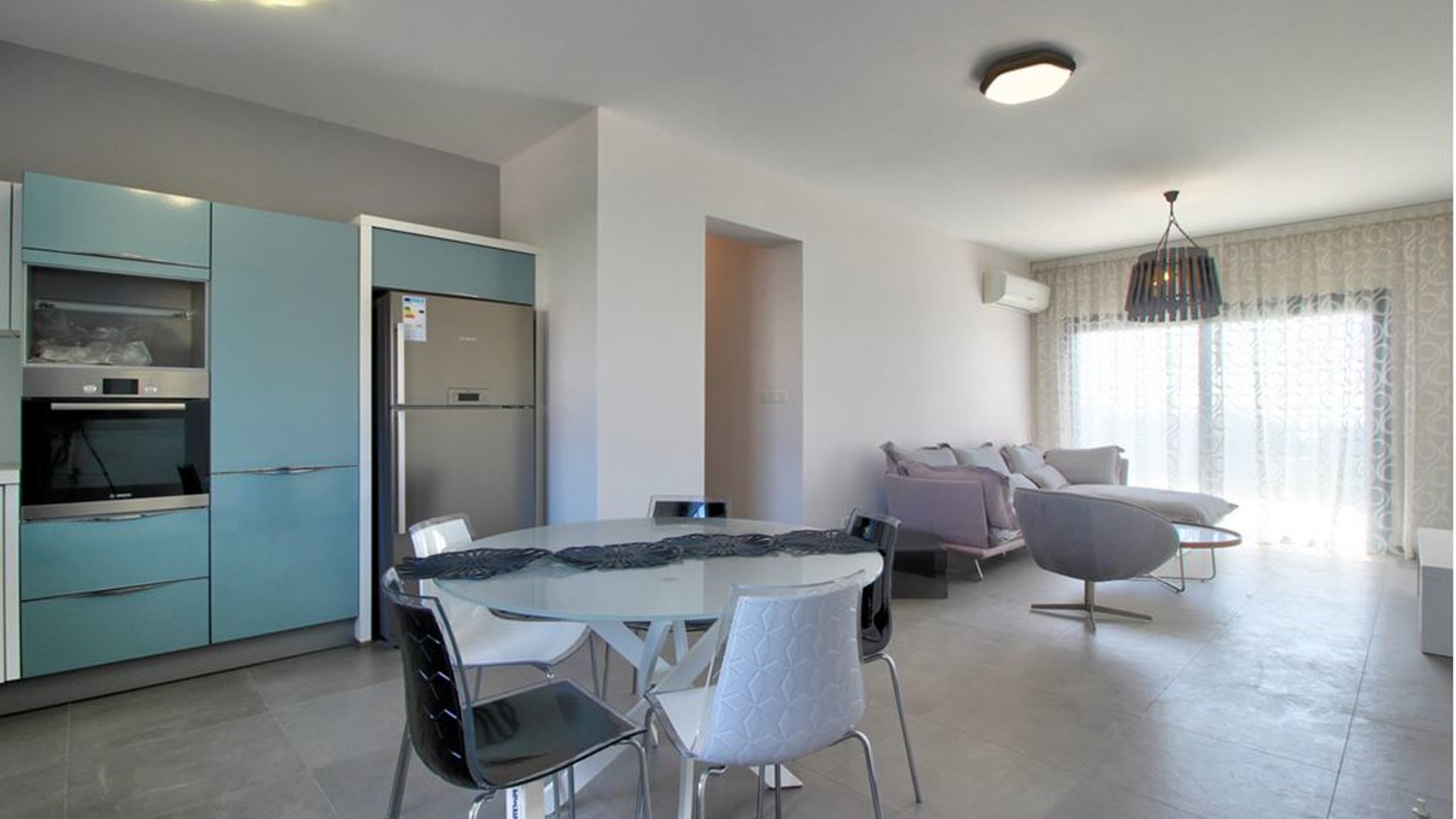 3 bedrooms Apartment in Mouttagiaka, Limassol, Cyprus No. 25811