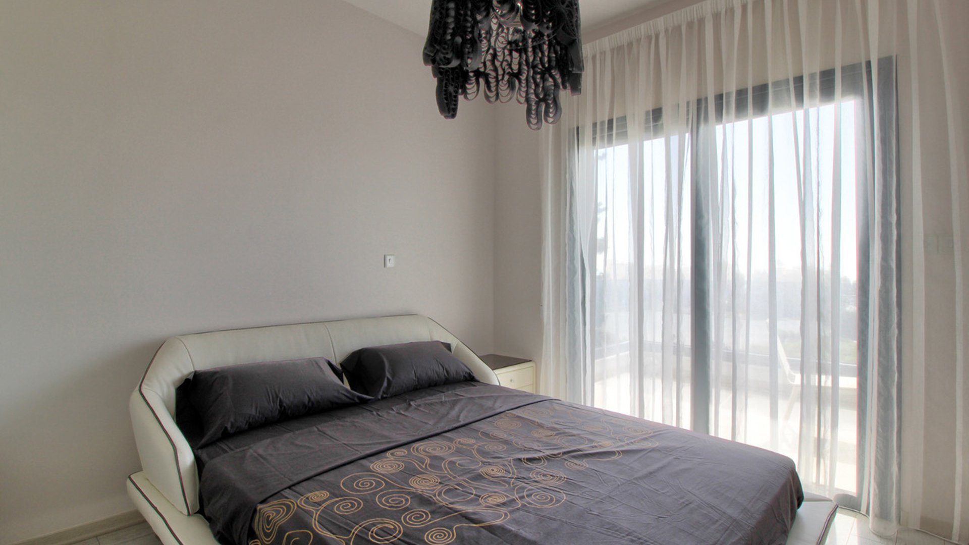 3 bedrooms Apartment in Mouttagiaka, Limassol, Cyprus No. 25811