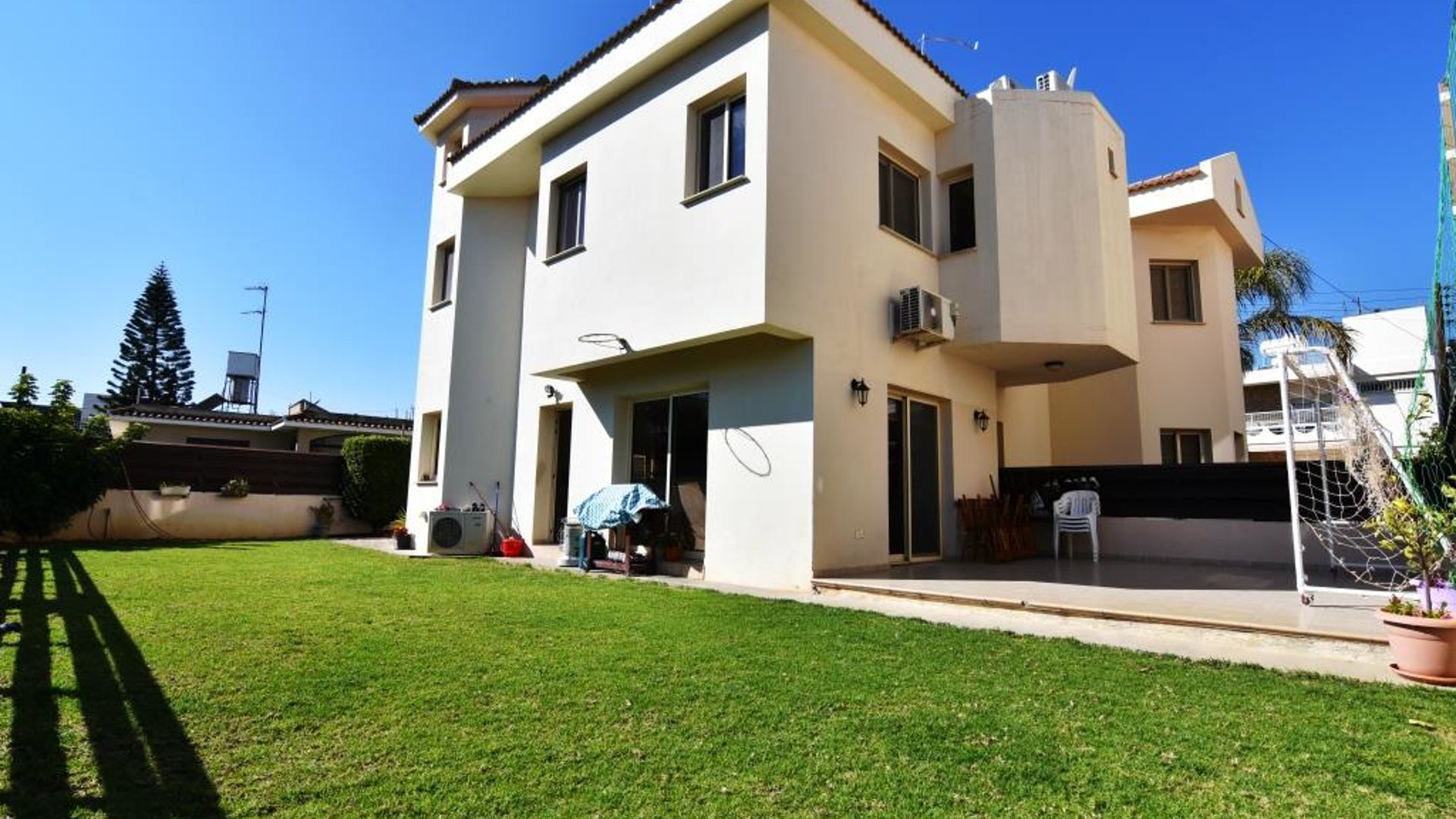 4 bedrooms Villa in Limassol, Cyprus No. 25807