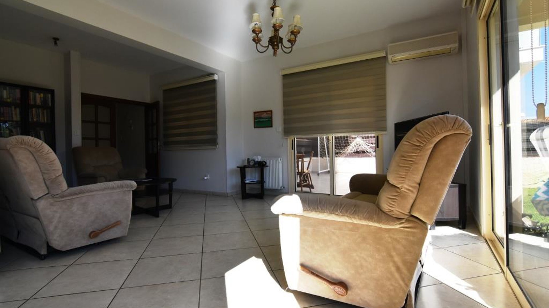 4 bedrooms Villa in Limassol, Cyprus No. 25807