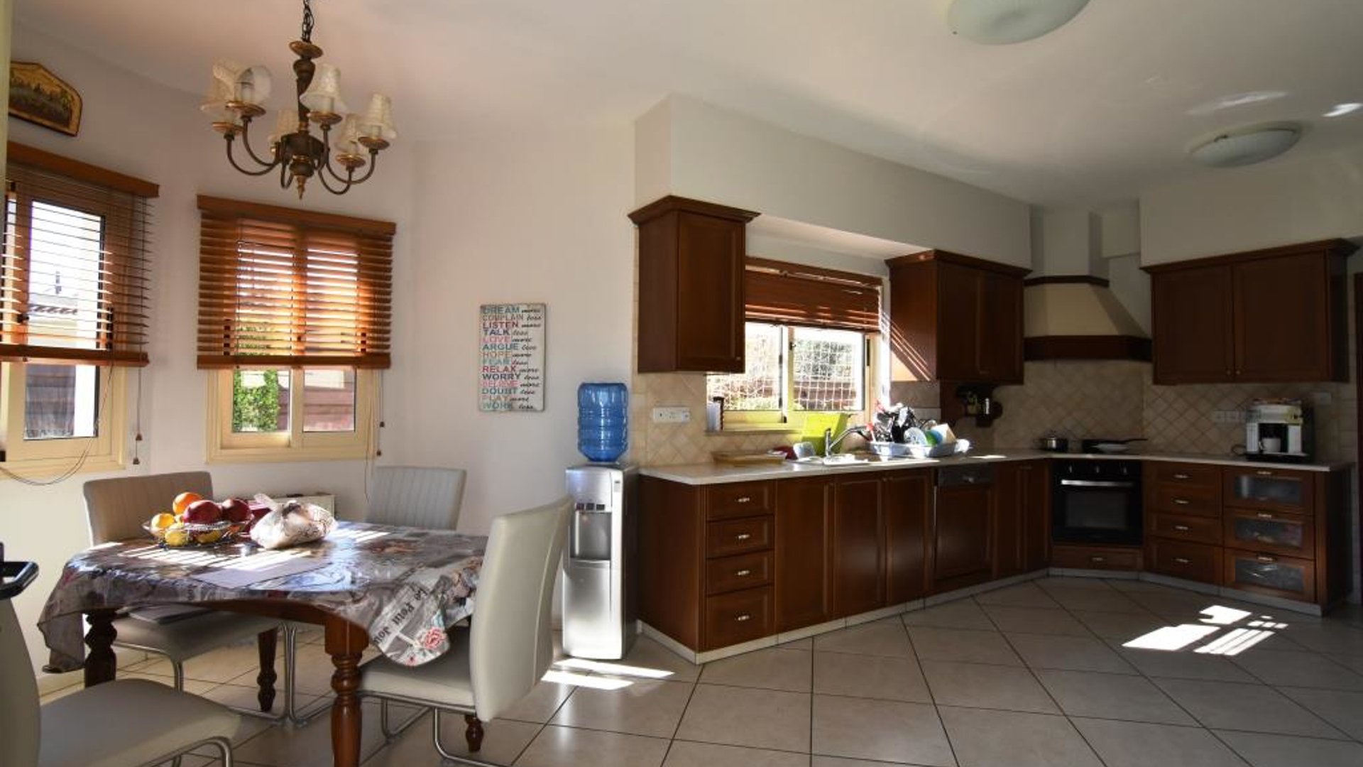 4 bedrooms Villa in Limassol, Cyprus No. 25807