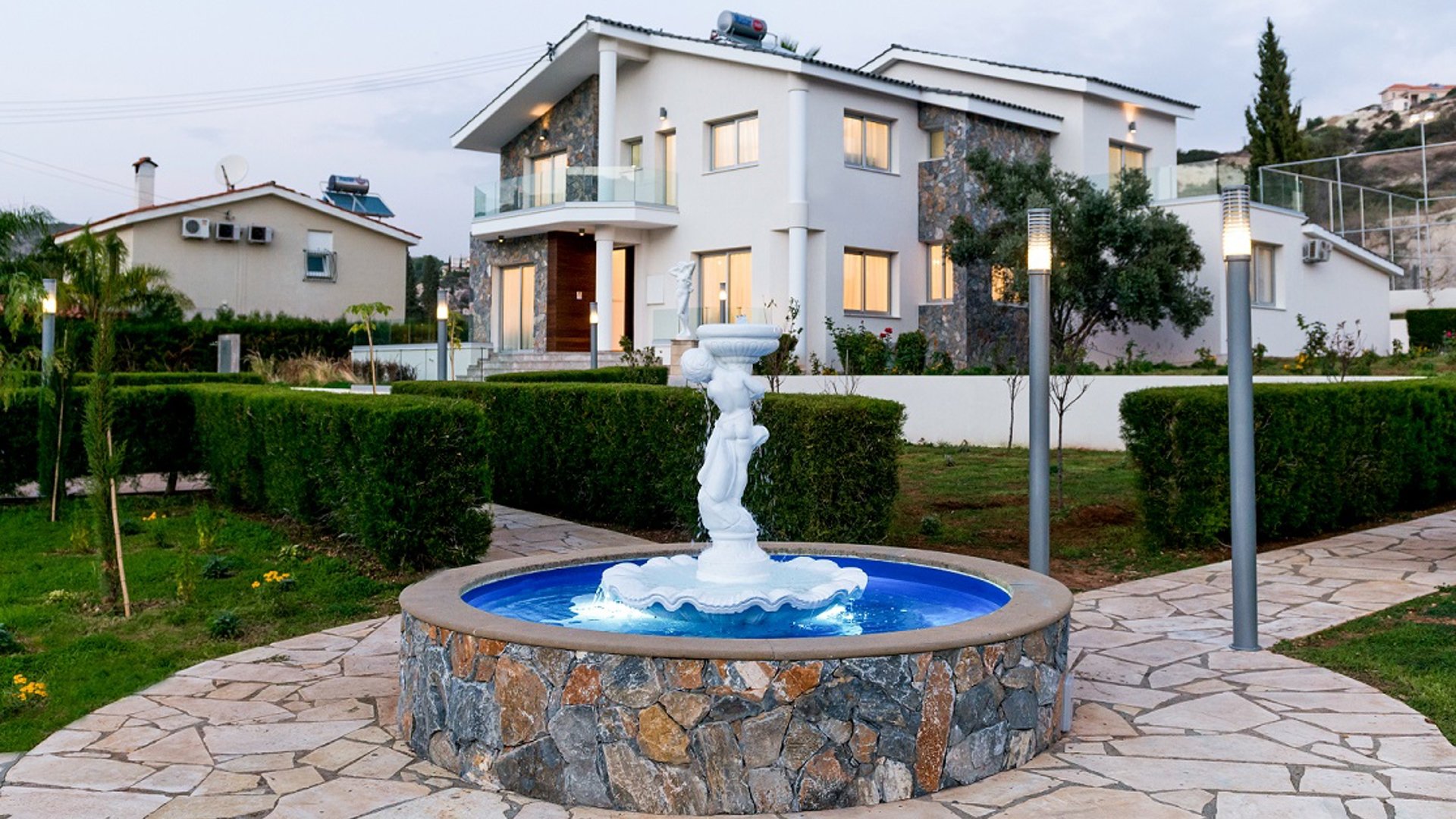 5 bedrooms Villa in Agios Tychonas, Limassol, Cyprus No. 25812