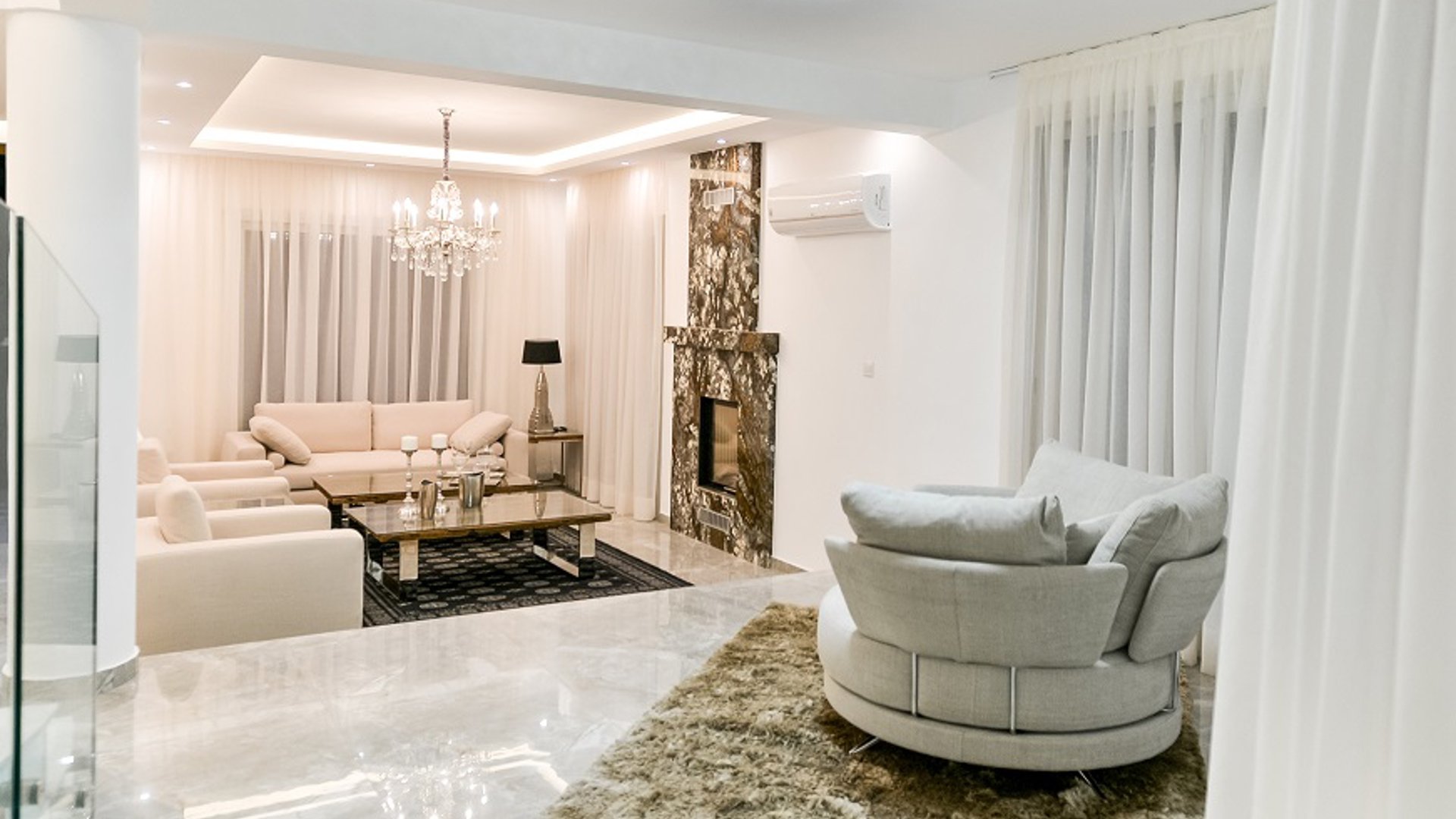 5 bedrooms Villa in Agios Tychonas, Limassol, Cyprus No. 25812