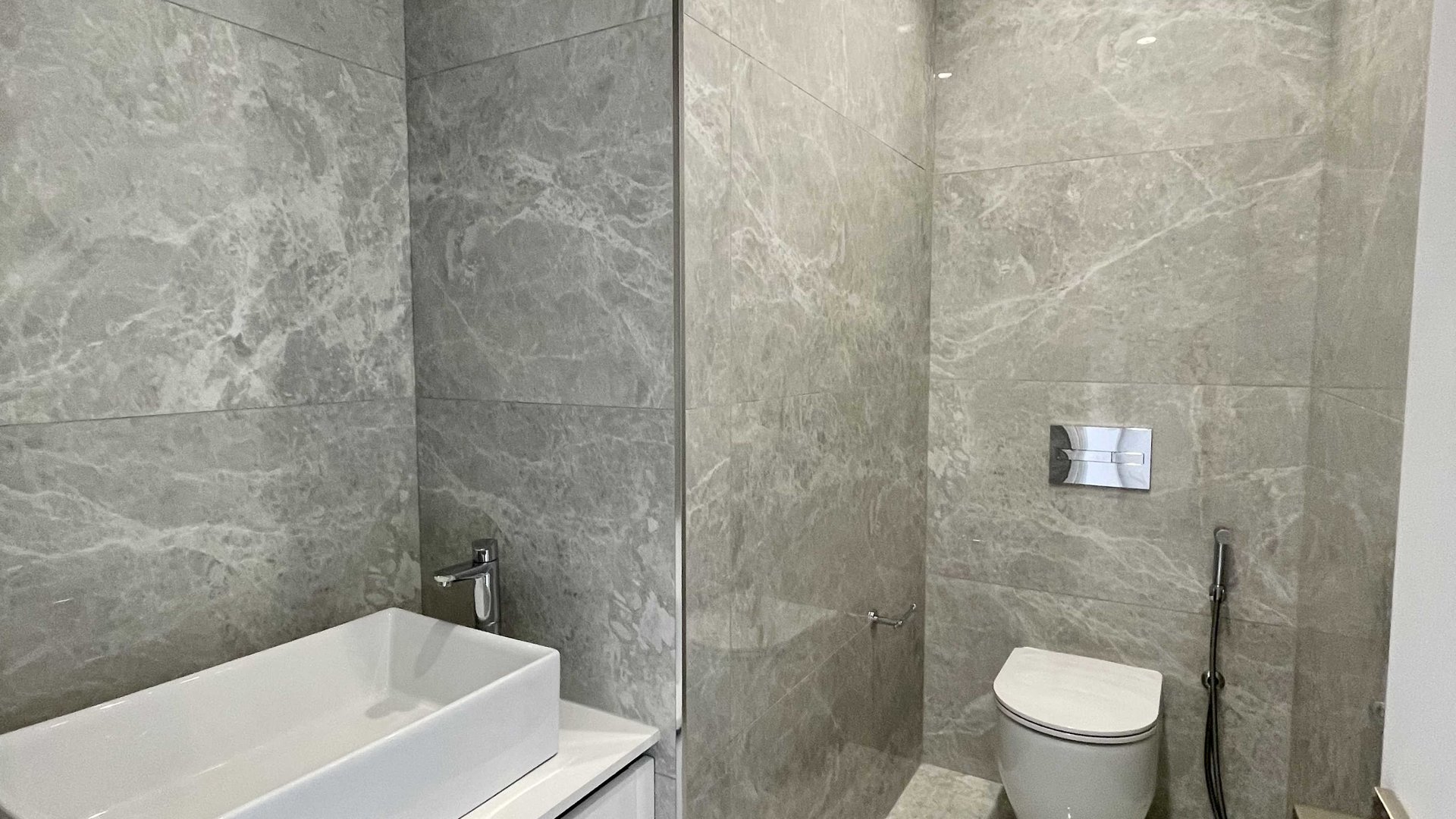 3 chambres Appartement à Mouttagiaka, Limassol, Chypre No. 25808