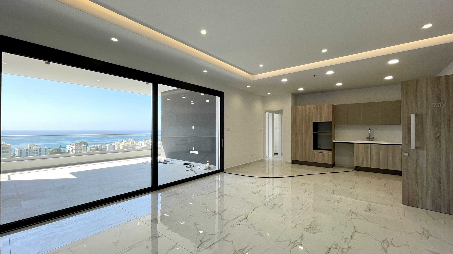3 chambres Appartement à Mouttagiaka, Limassol, Chypre No. 25808