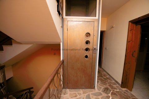 5 bedrooms Villa in Pera Pedi, Limassol,  No. 37715 22