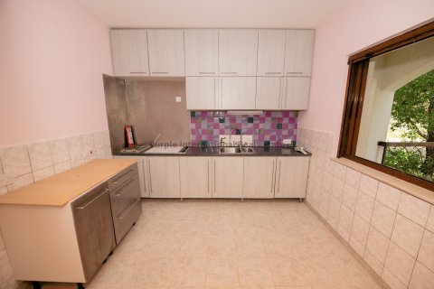 5 bedrooms Villa in Pera Pedi, Limassol,  No. 37715 21