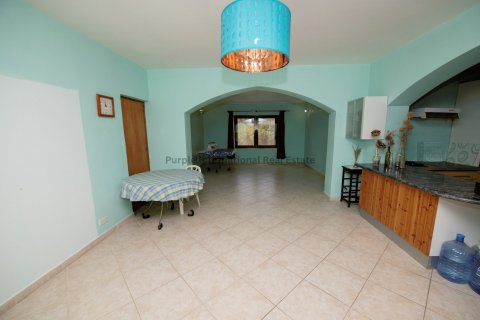 5 bedrooms Villa in Pera Pedi, Limassol,  No. 37715 7