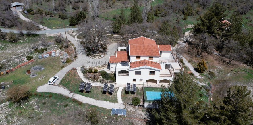 5 bedrooms Villa in Pera Pedi, Limassol,  No. 37715
