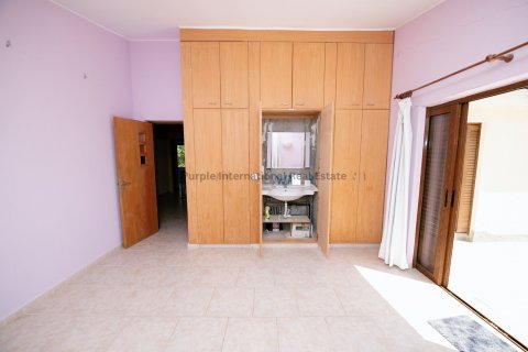 5 bedrooms Villa in Pera Pedi, Limassol,  No. 37715 26
