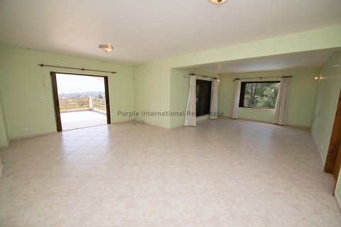 5 bedrooms Villa in Pera Pedi, Limassol,  No. 37715 5