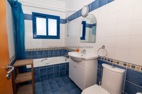 5 bedrooms Villa in Paralimni, Ammochostos,  No. 7610 26