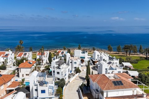 5 bedrooms Villa in Paralimni, Ammochostos, No. 7610