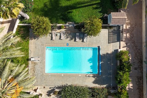 Вилла с 5 спальнями в Паралимни, Аммохостос,  № 39209 17