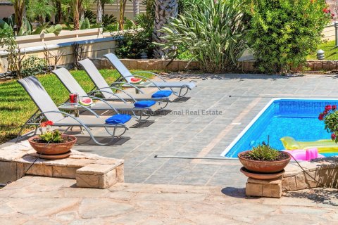 Вилла с 5 спальнями в Паралимни, Аммохостос,  № 39209 24