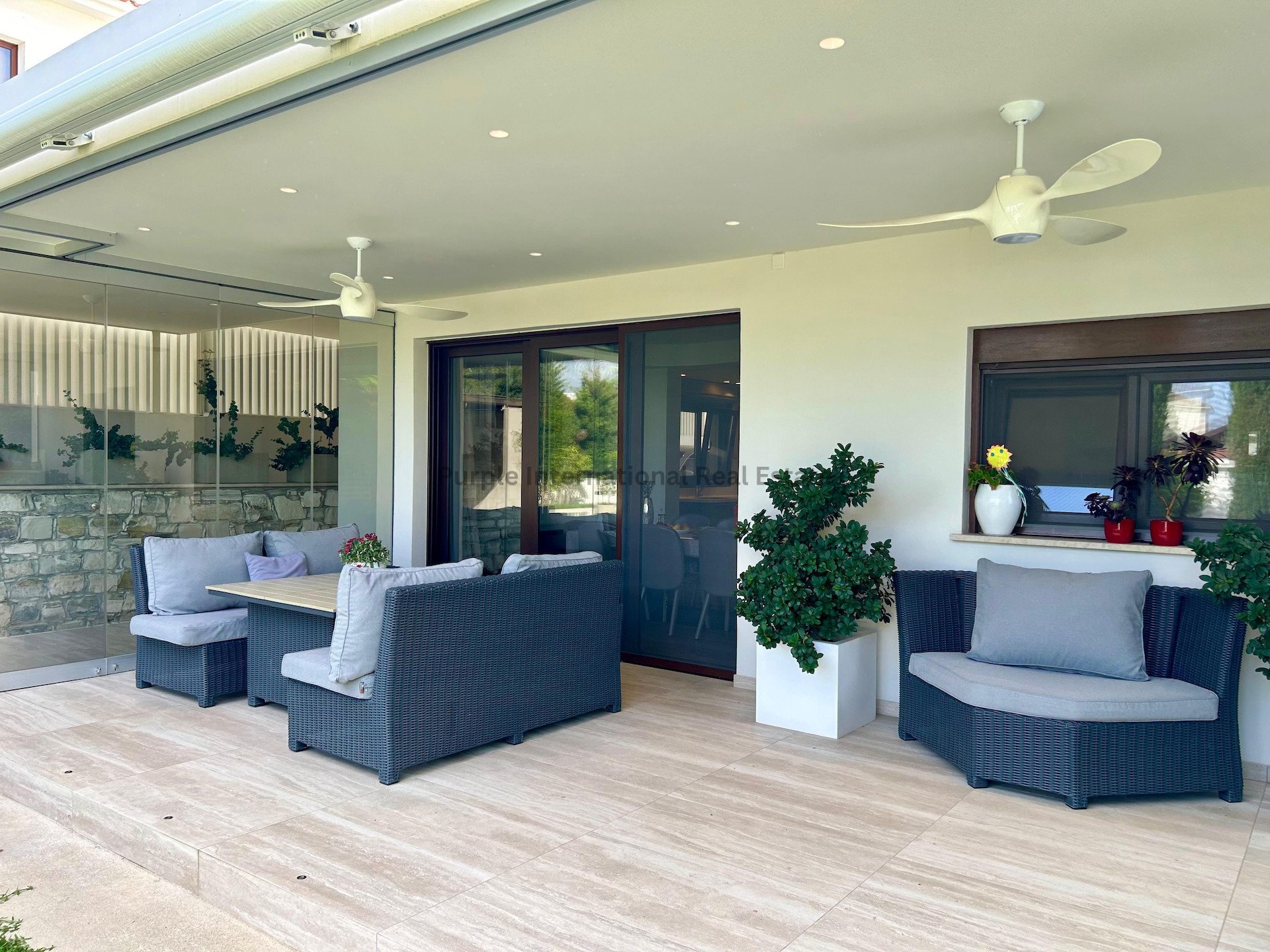 5 bedrooms Villa in Aradippou, Larnaka, Cyprus No. 56510