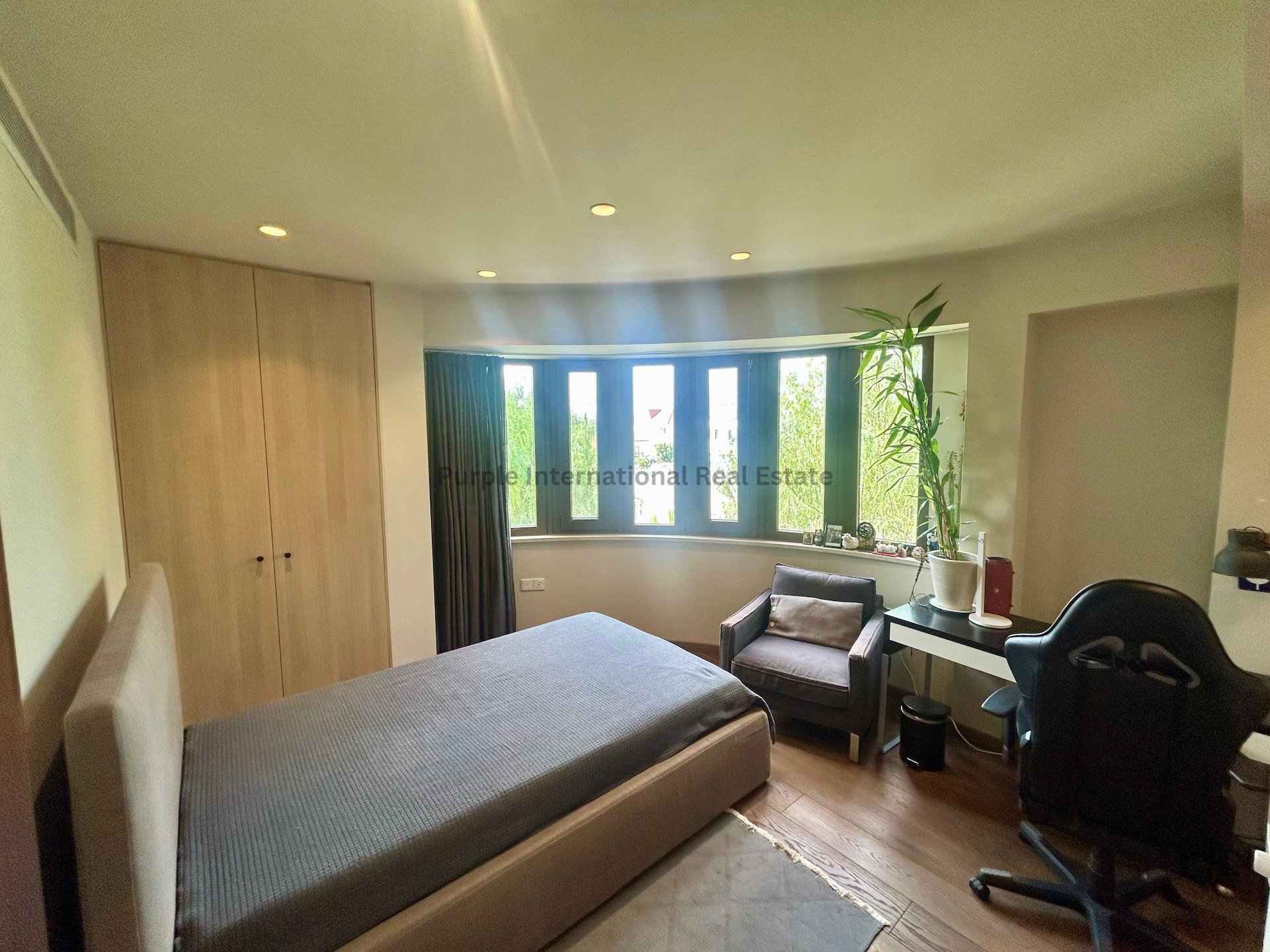 5 bedrooms Villa in Aradippou, Larnaka, Cyprus No. 56510